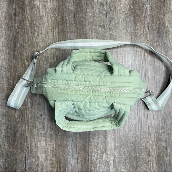 Sondra Roberts Squared Nylon Puffer Bag Mint Green Crossbody Bag - Picture 5 of 10